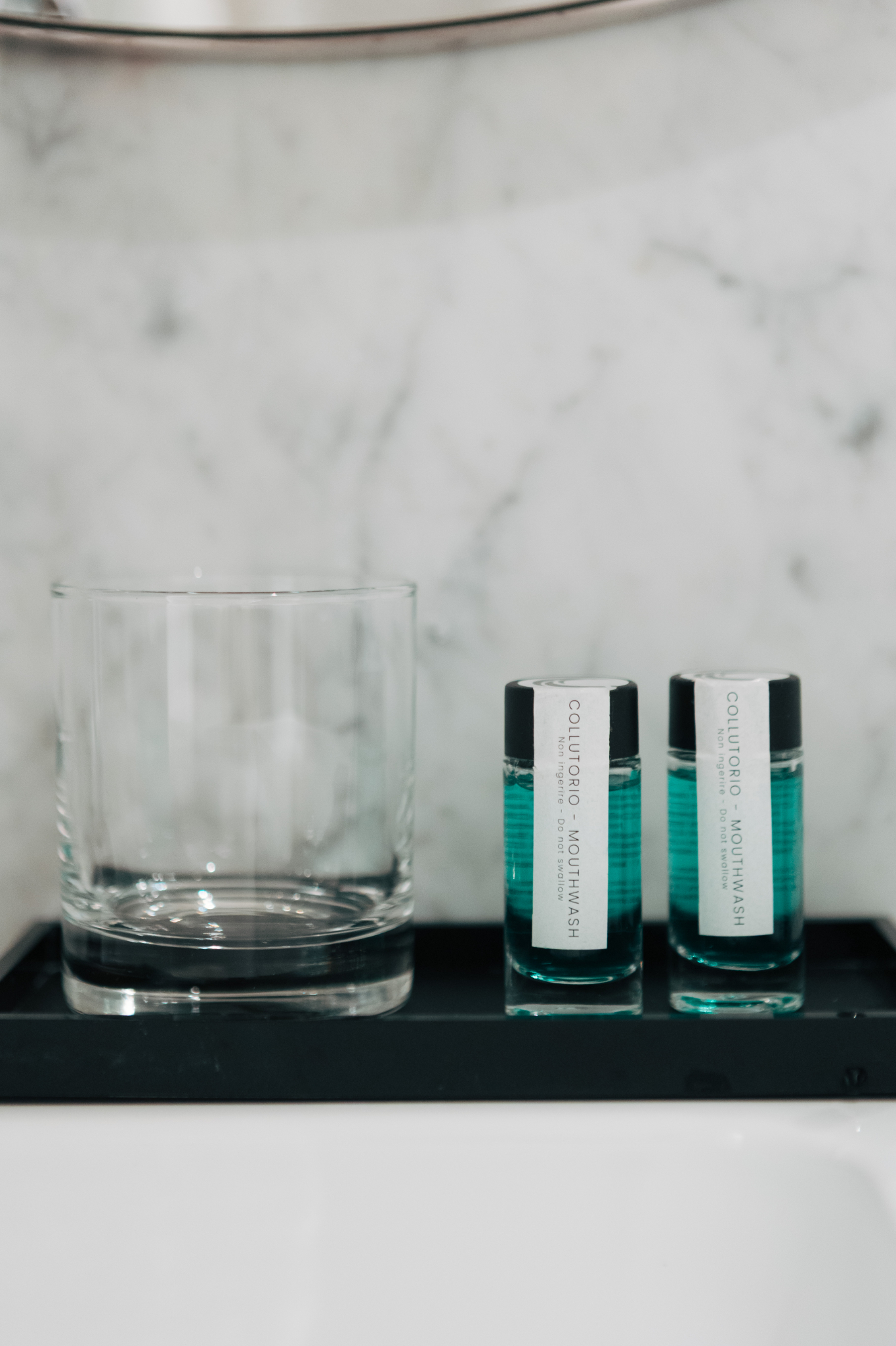 COLUT mouthwash